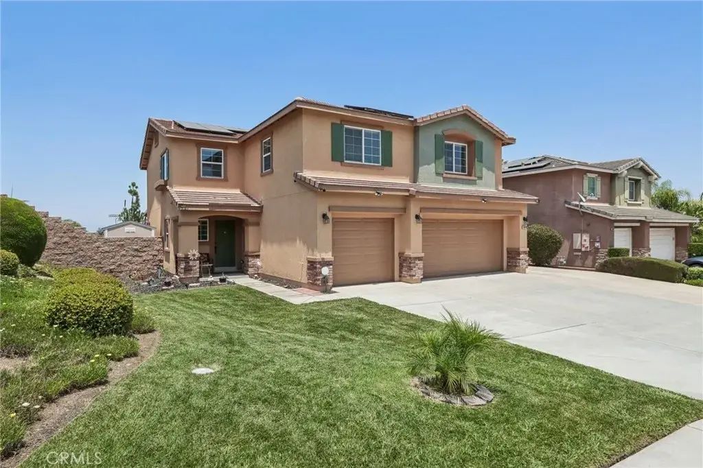 18418 Whitewater, Riverside