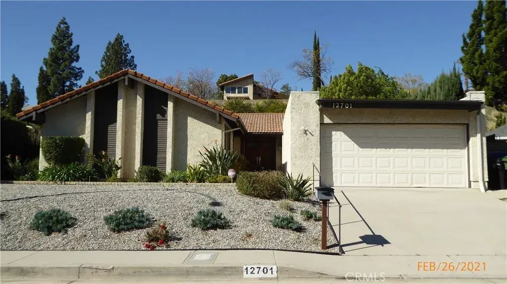 12701 Norlina, Granada Hills