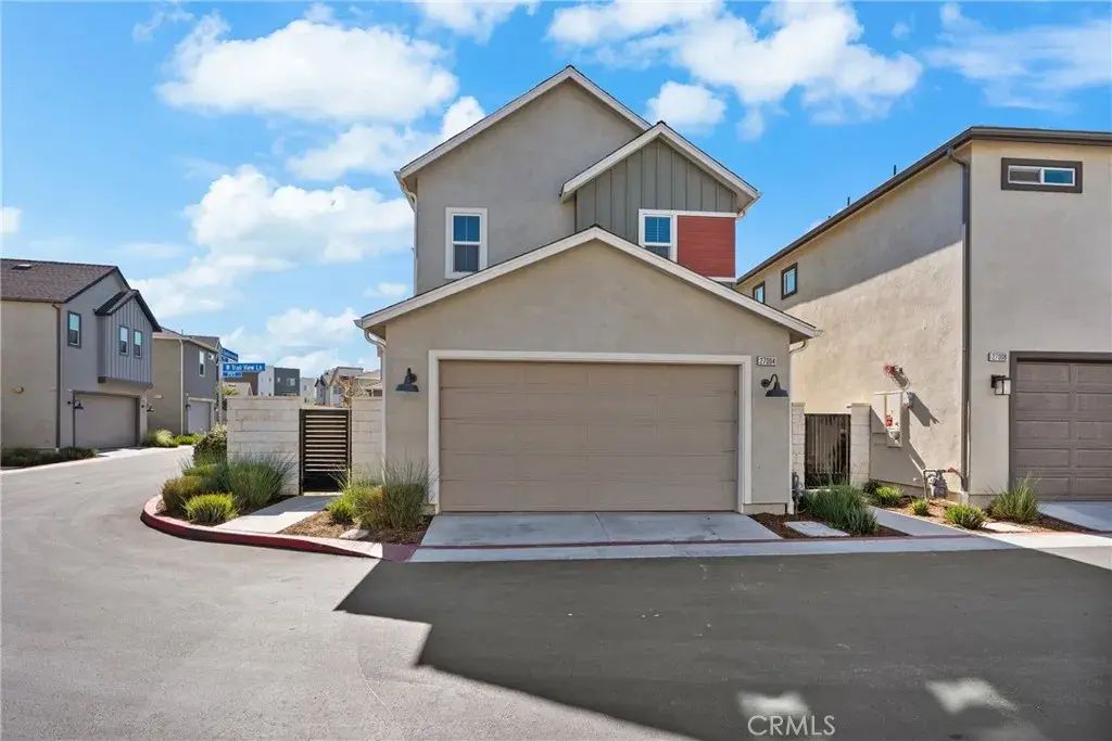 27004 Trail View, Valencia