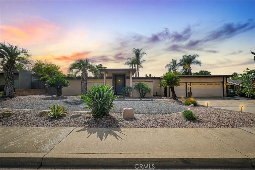 284 Lamar Drive, Claremont