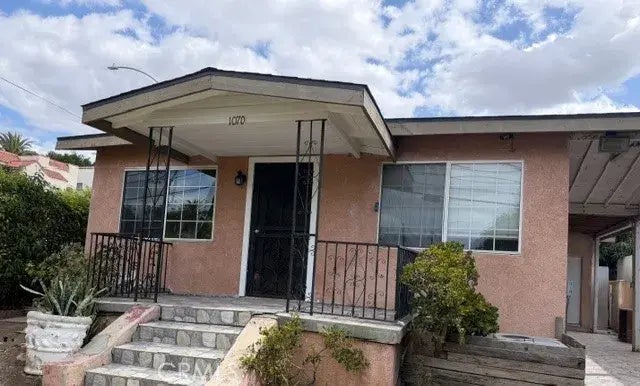 1070 N Evergreen, Los Angeles