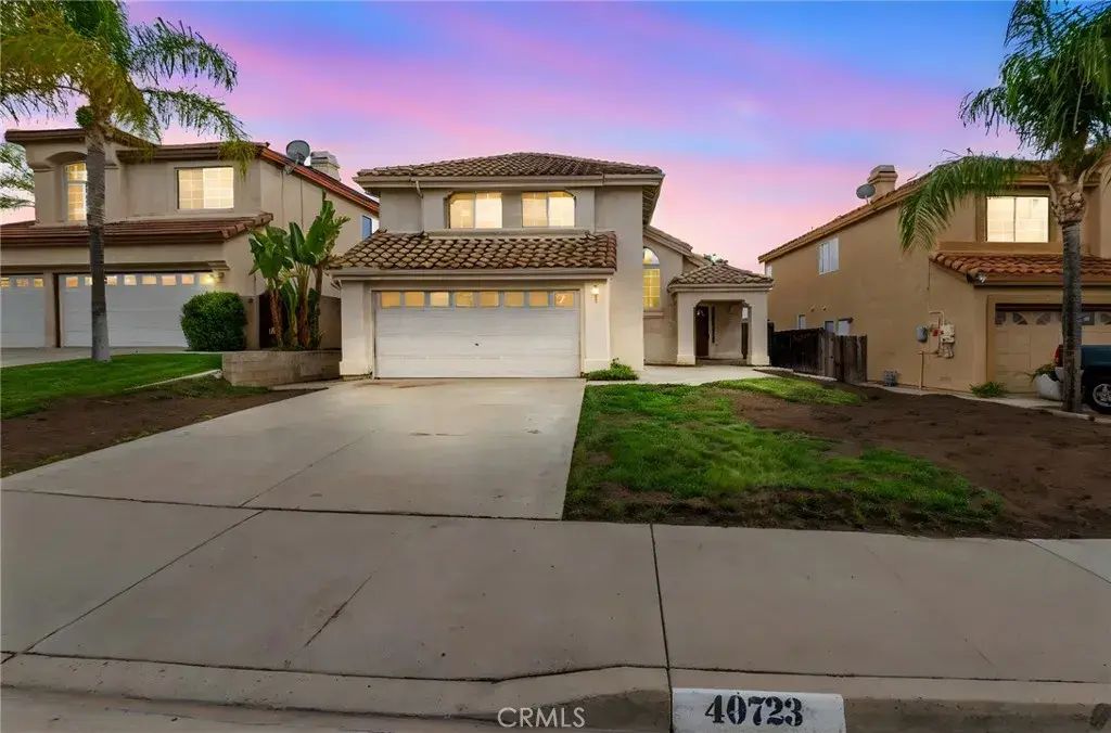 40723 Mountain Pride, Murrieta