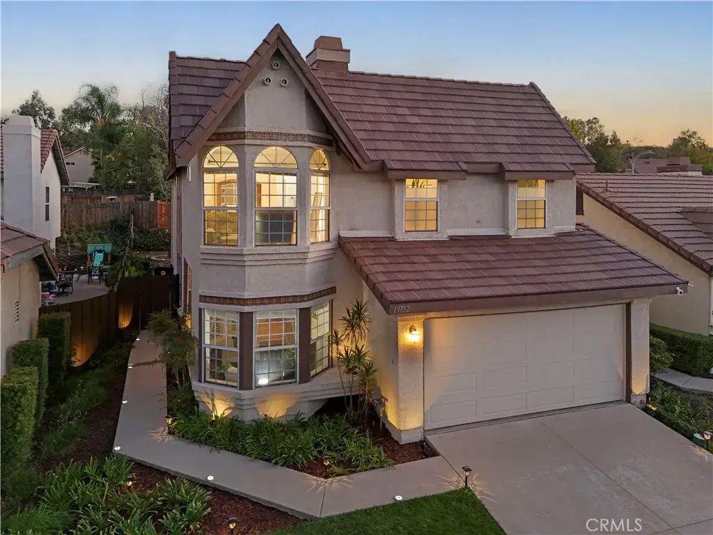 19752 Collins Road, Canyon Country