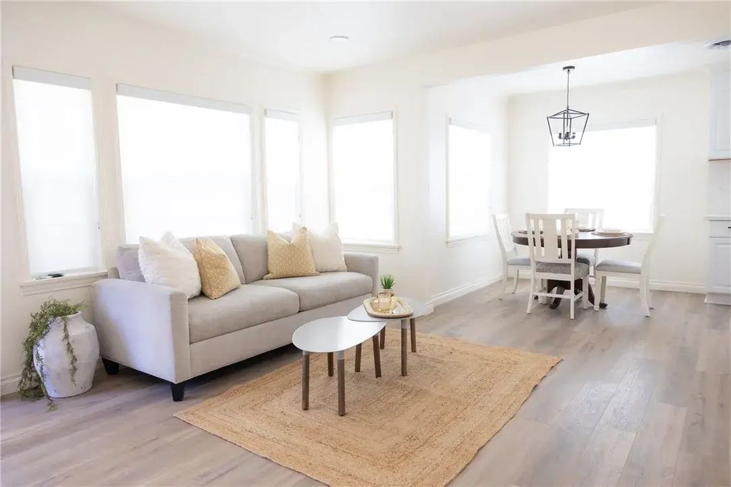 4622 Sunnyside, Riverside