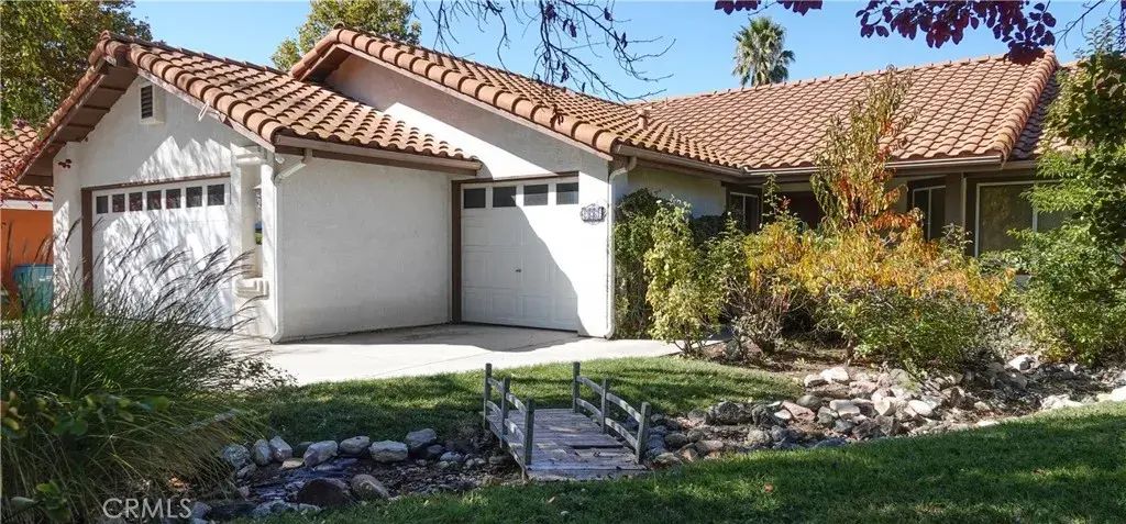 907 Saint Ann Drive, Paso Robles