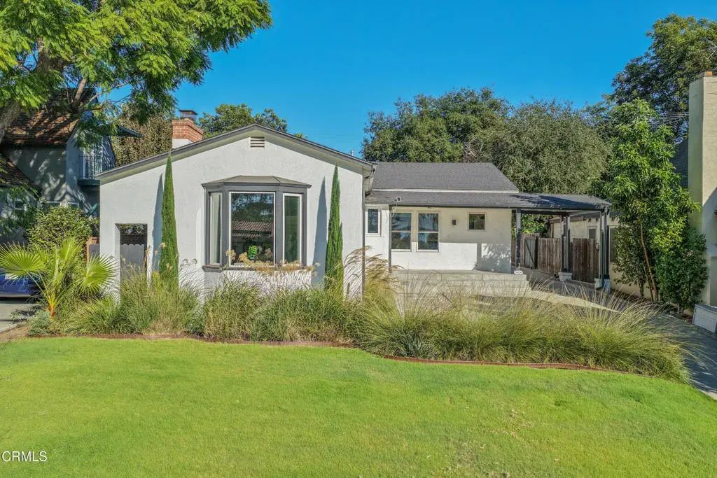 5200 Dahlia Drive, Los Angeles