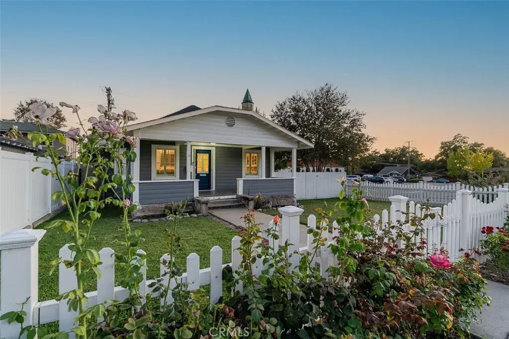 420 E Foothill, Monrovia