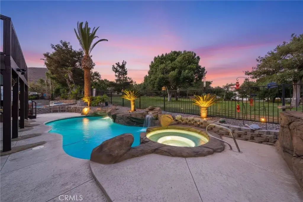 8215 Tamarind Lane, Jurupa Valley