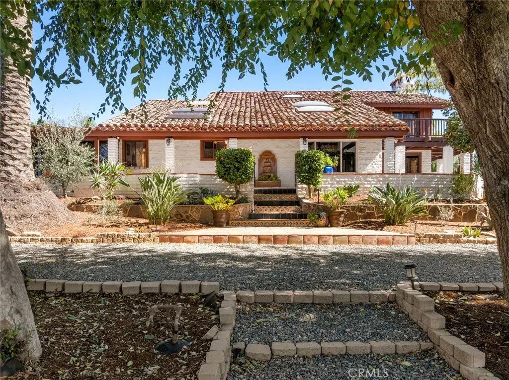 11550 Old Castle, Valley Center