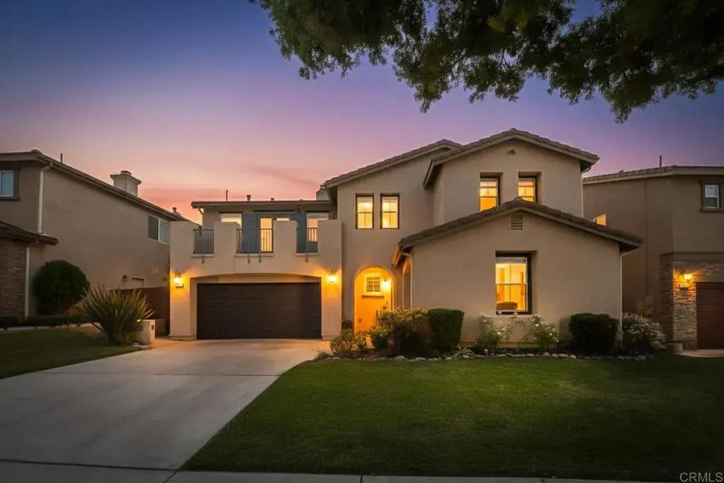 9815 Fox Valley Way, 