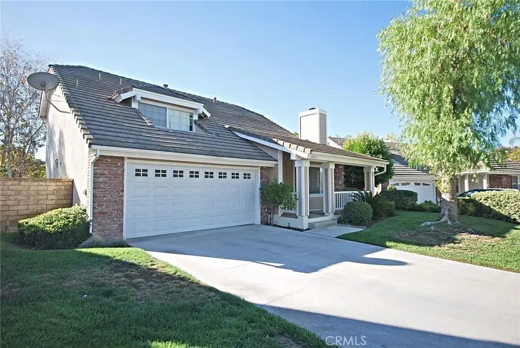 23916 Clayton Court, Valencia