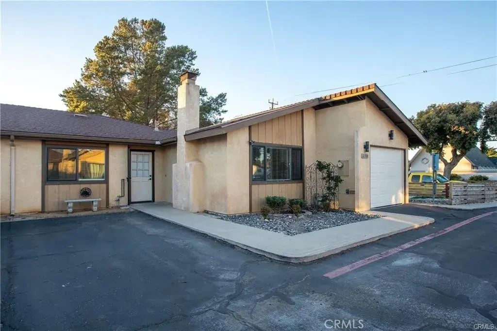 1233 Farroll B, Arroyo Grande