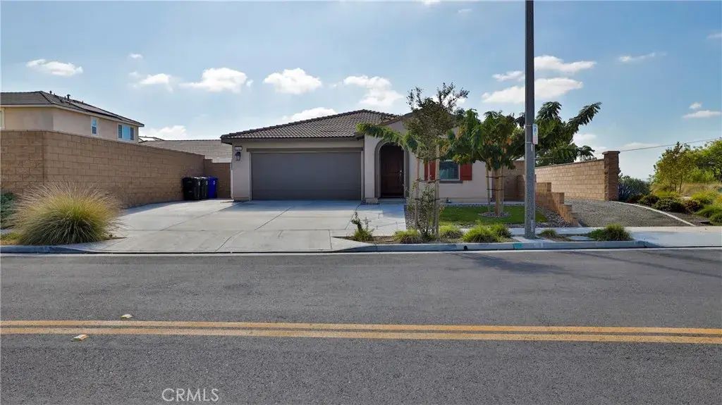 6340 Glenwood Springs Drive, Jurupa Valley