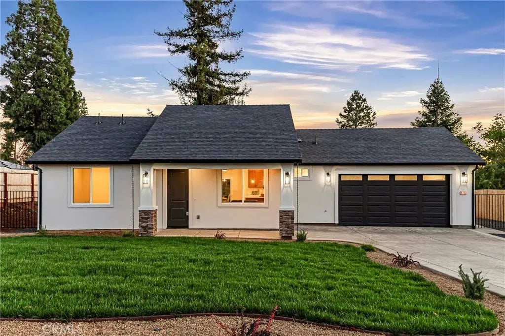 1726 Arany Court, Paradise