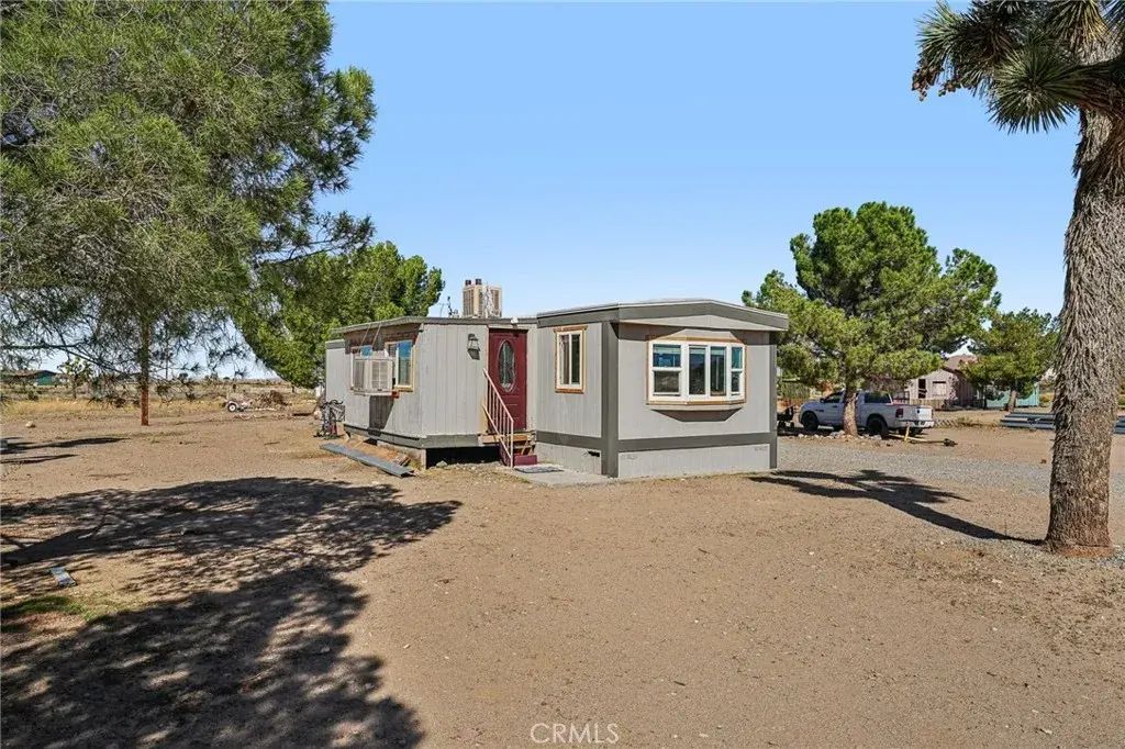 10444 Mono Road, Phelan
