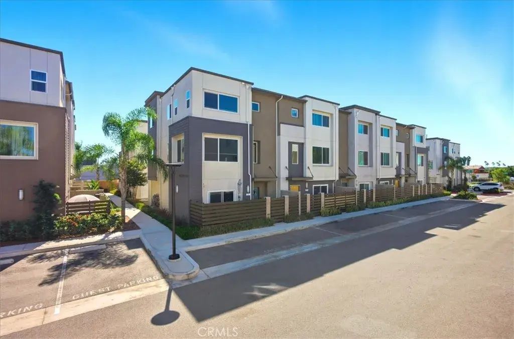 14051 Diamond 2, Gardena