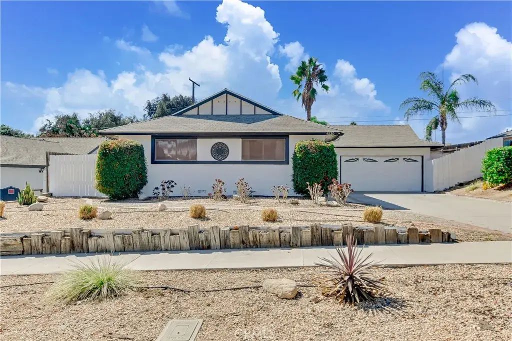 4530 Toyon, Riverside