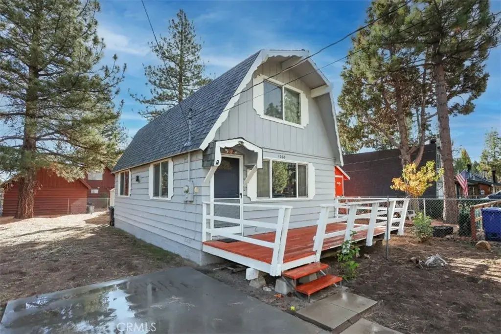 1060 Sierra, Big Bear City