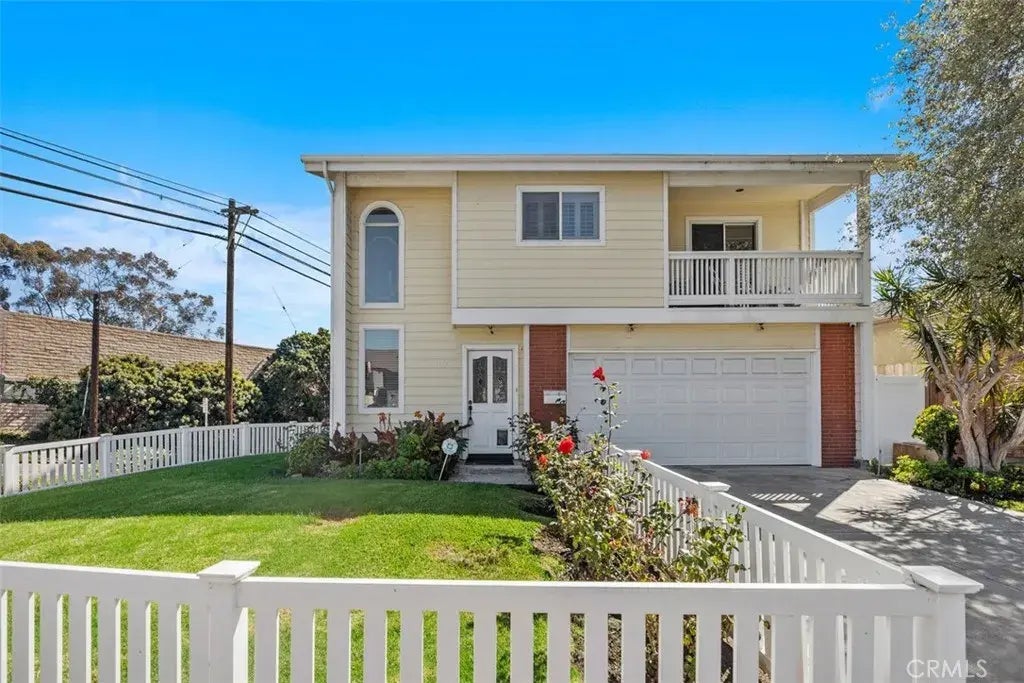 137 W Avenida Cornelio, San Clemente