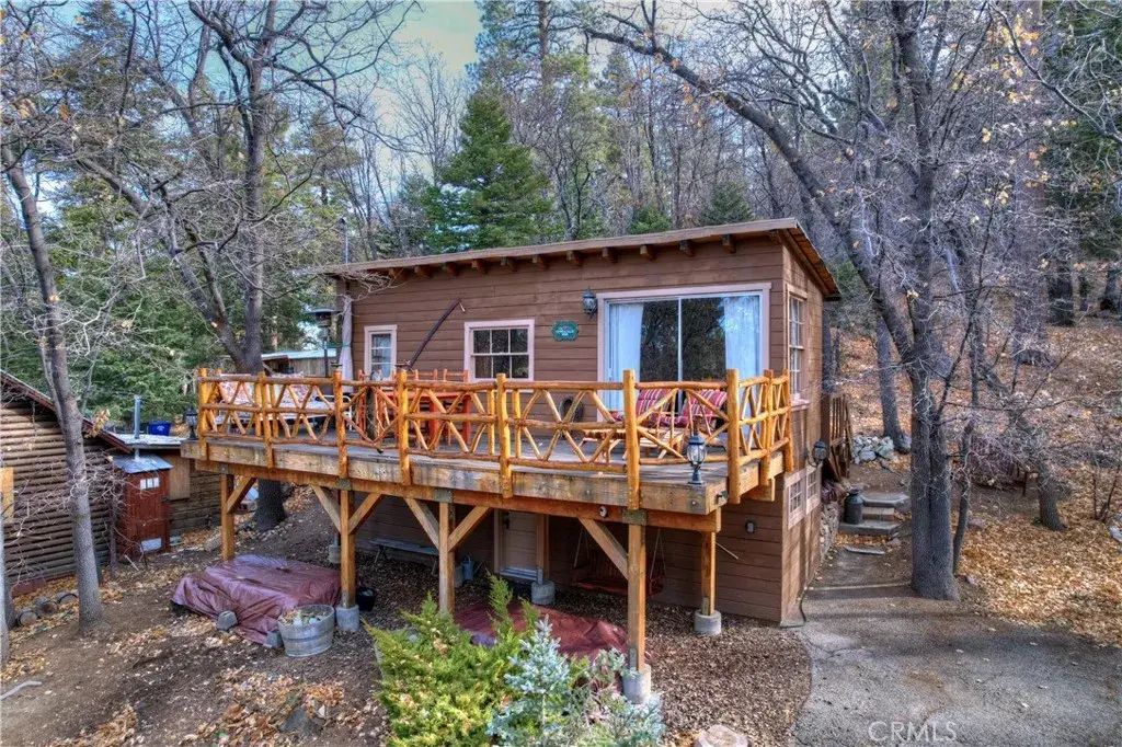 967 Knickerbocker Road, Big Bear Lake