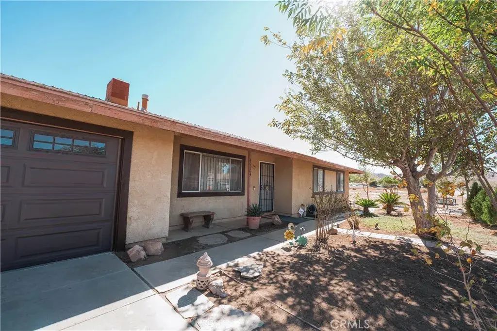 40964 156th East, Lancaster