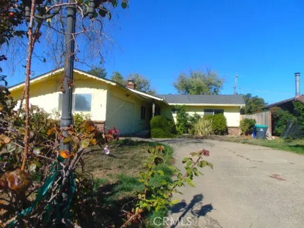 230 Karel, Red Bluff