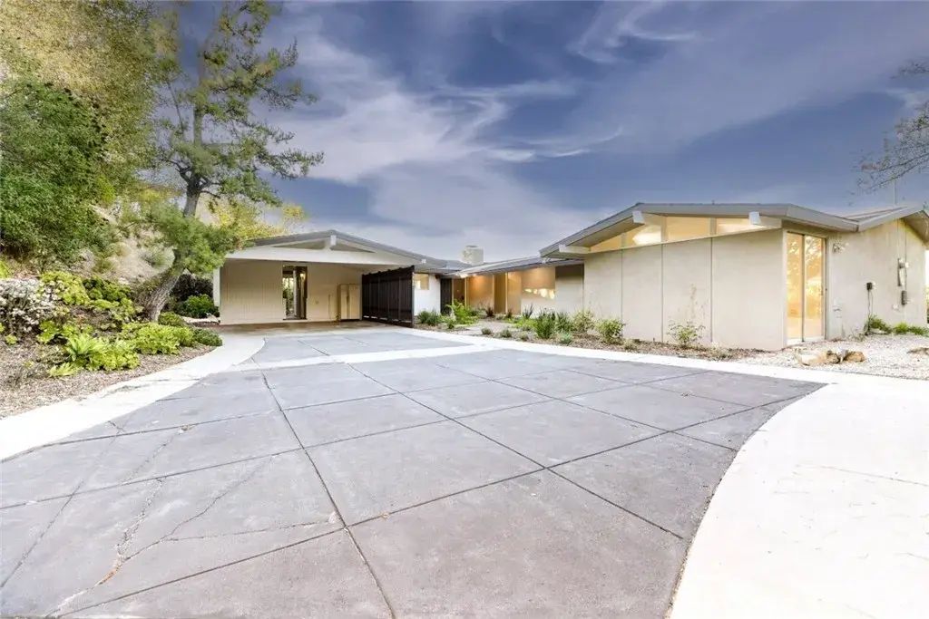 5260 Gould Avenue, La Canada Flintridge