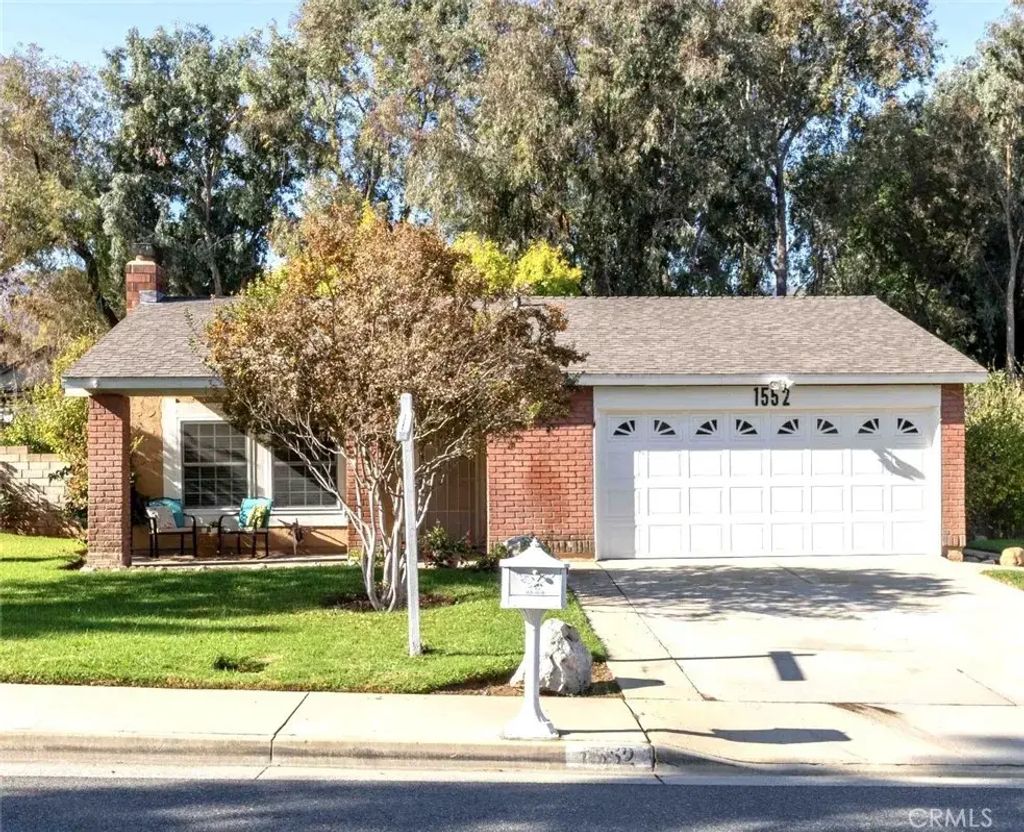 1552 Tilson Circle, Corona