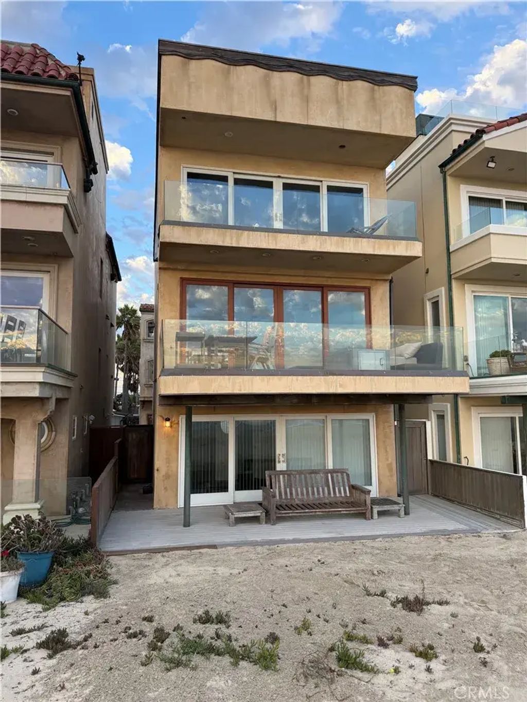 87 Surfside, Surfside