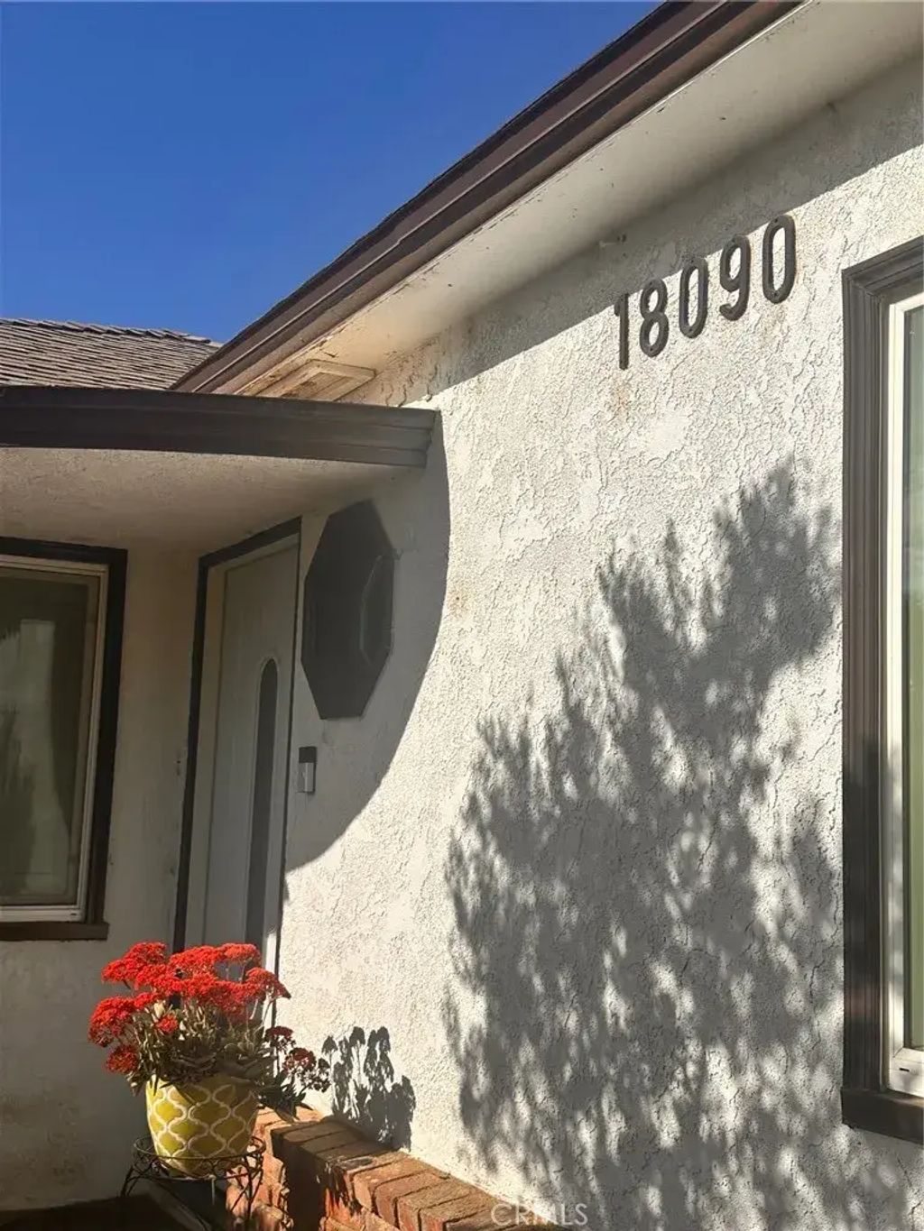 18090 Iris Avenue, Riverside
