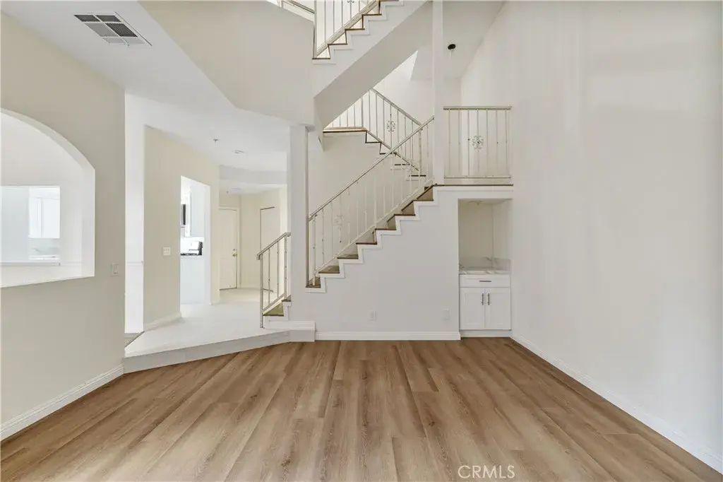 14039 Astoria 114, Sylmar