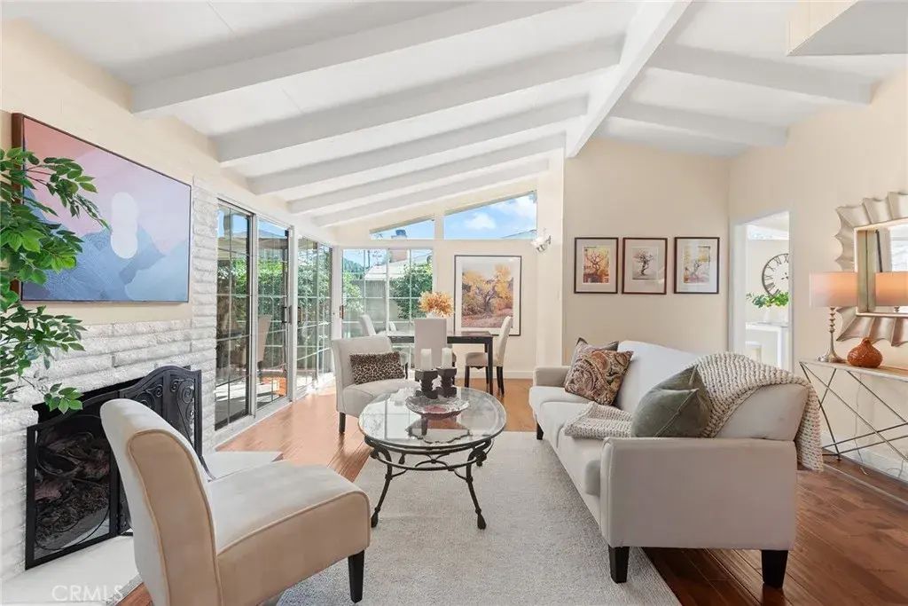 11218 Orion Avenue, Mission Hills (san Fernando)