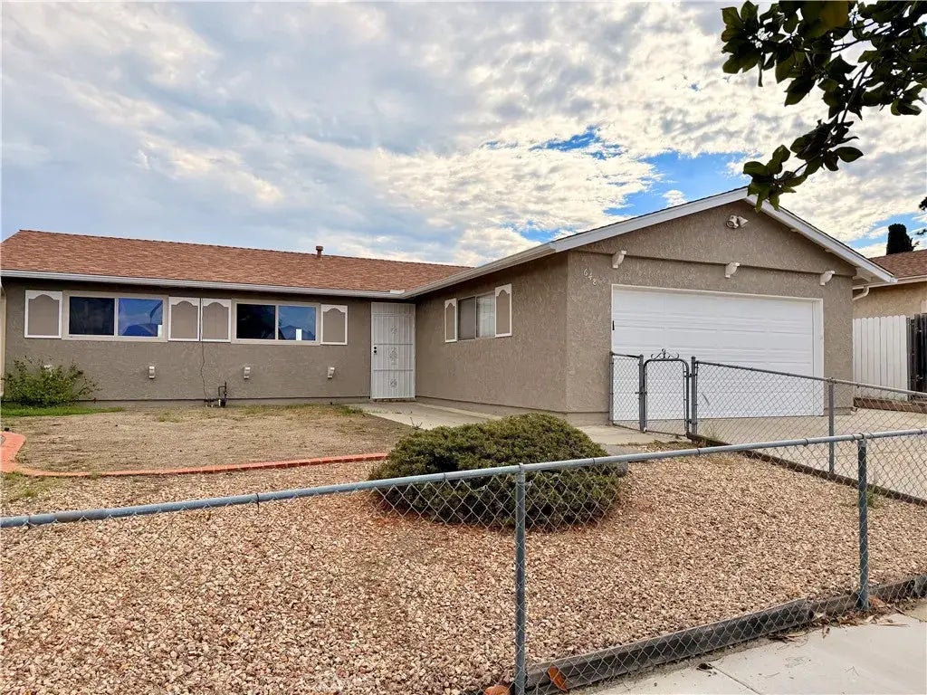 648 Flora, Oceanside