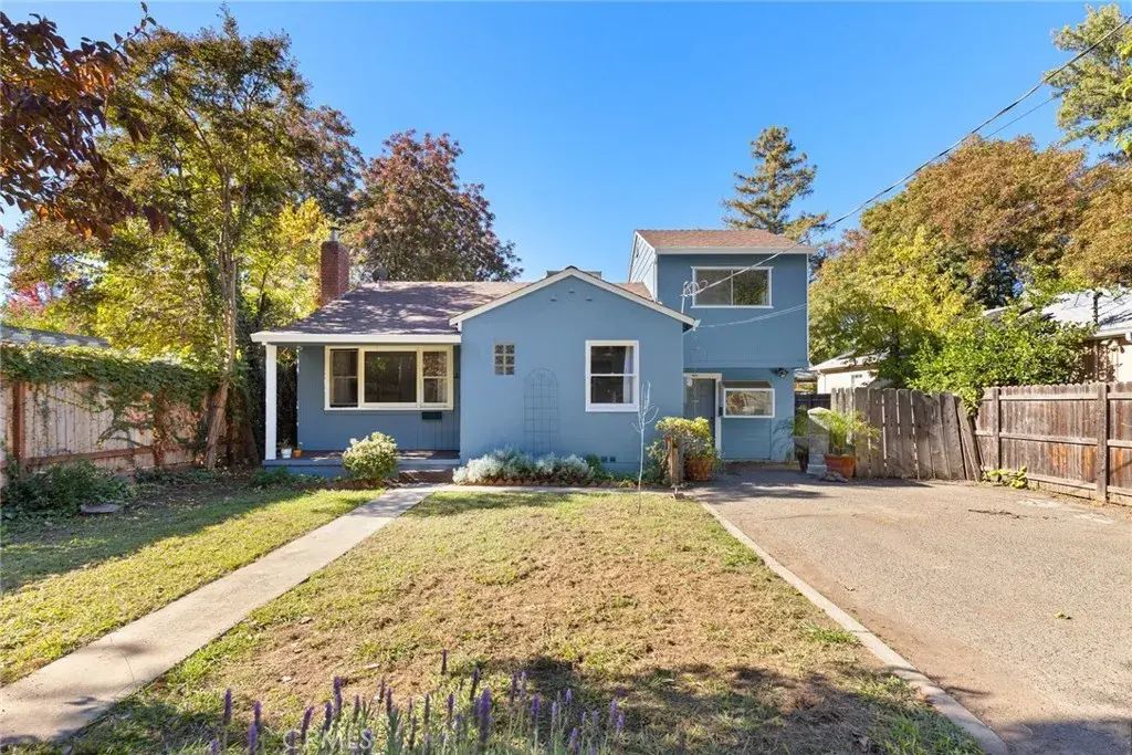 1617 Arcadian, Chico