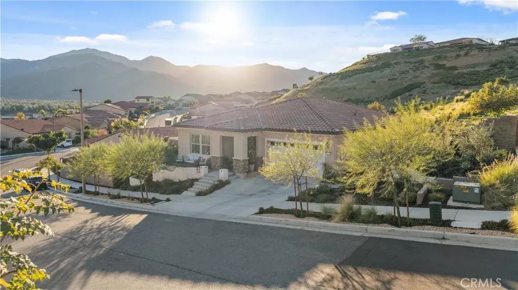 24674 Crestley Drive, Corona