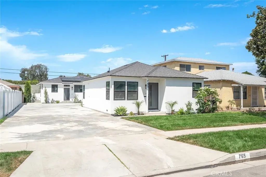 765 E Silva Street, Long Beach