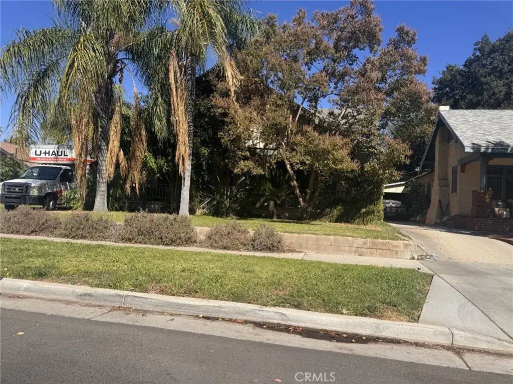 3759 Hoover Street, Riverside
