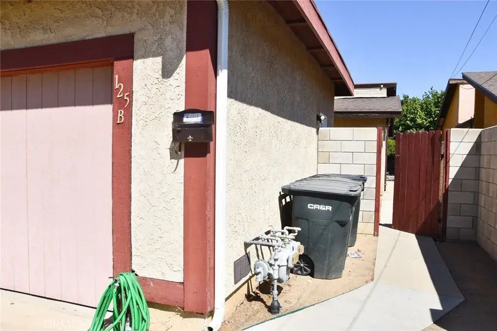 125 S Cypress, Orange