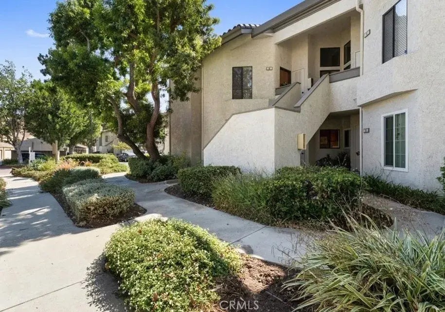 1 Town And Country Road, Pomona