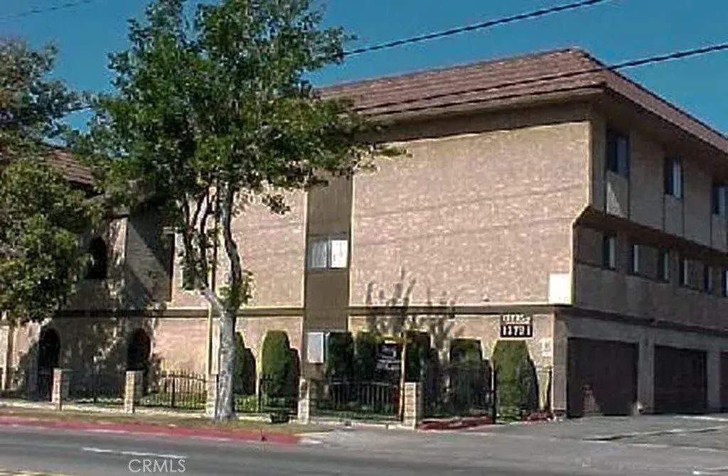 13721 Los Angeles, Baldwin Park