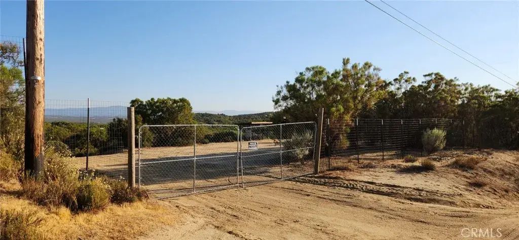 54151 Springs, Anza