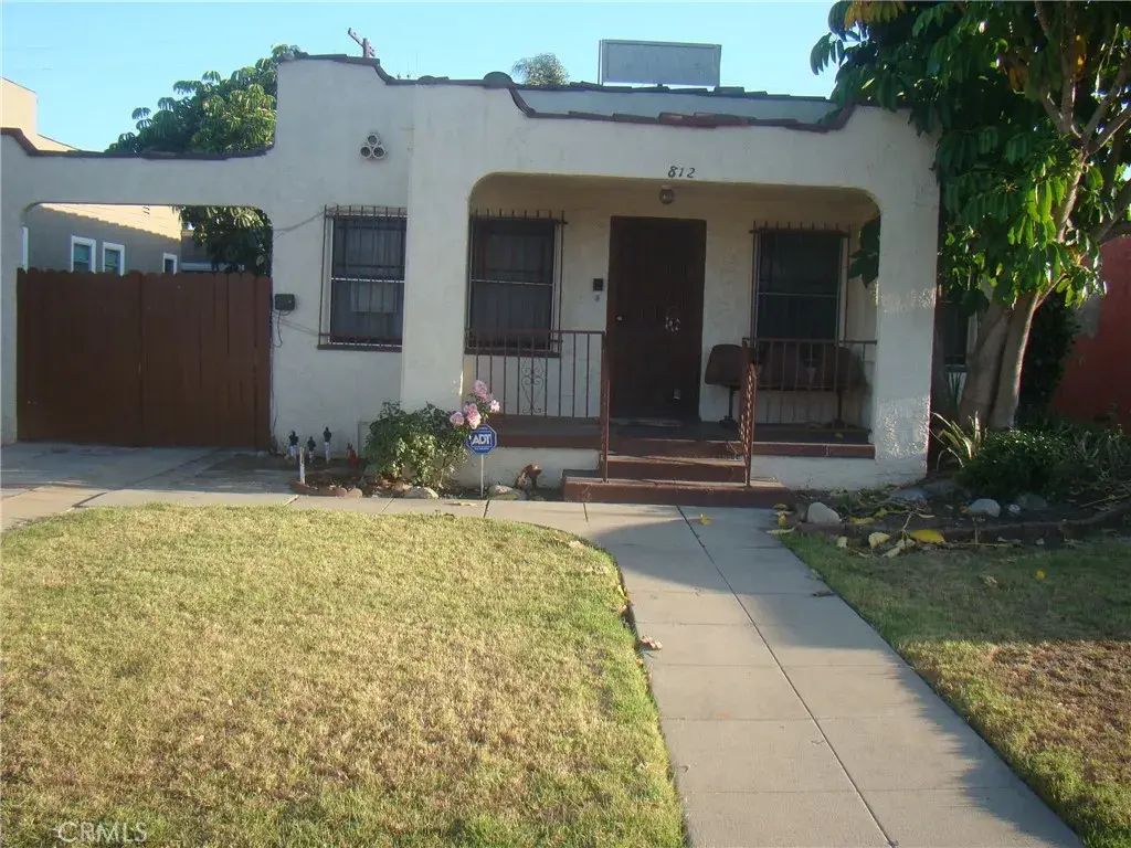 812 W 103rd, Los Angeles