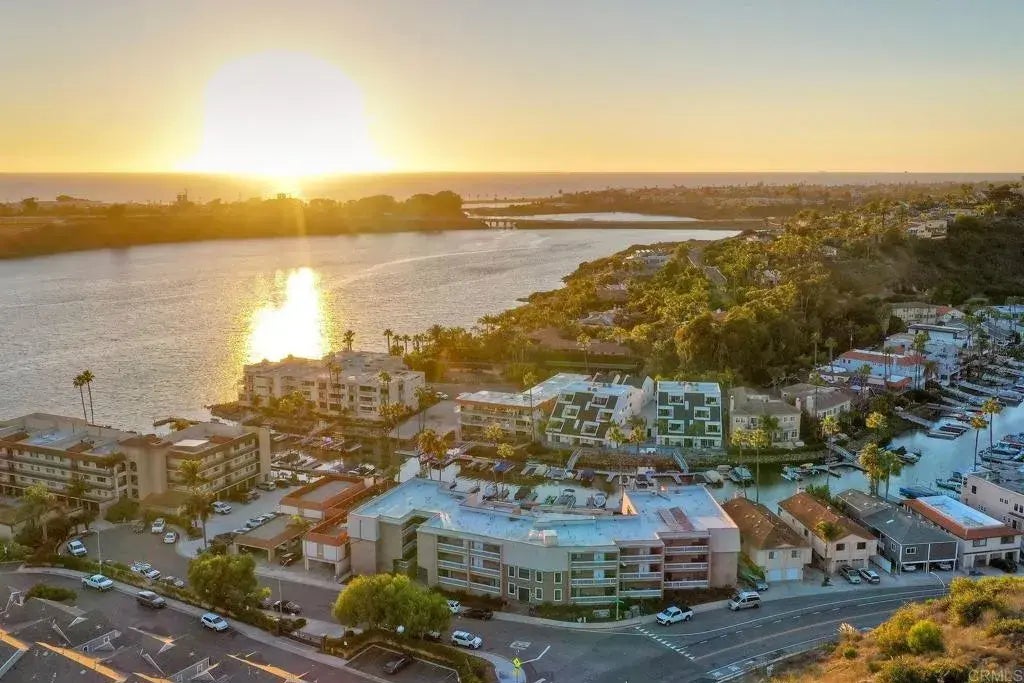 4705 Marina 10, Carlsbad