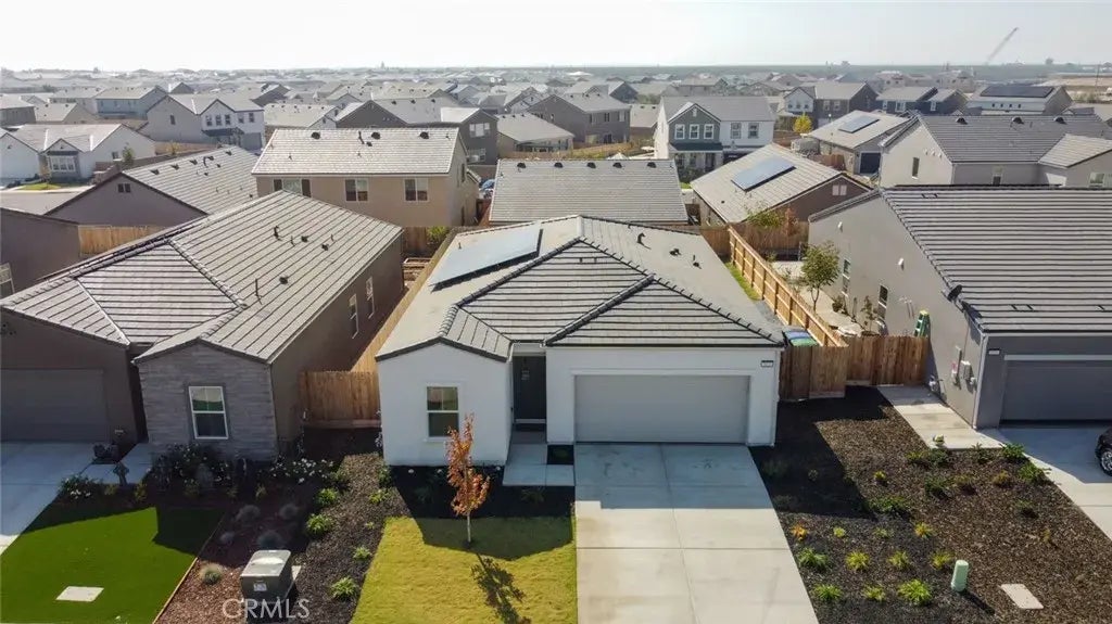 1020 Wayfarer West, Madera