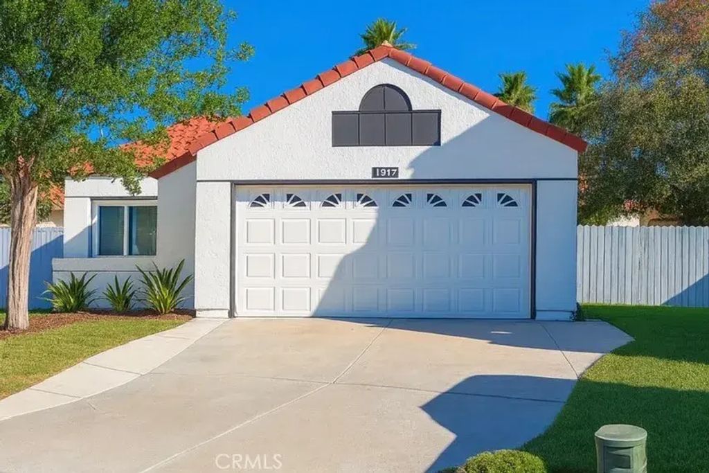 3517 Ganador, Riverside