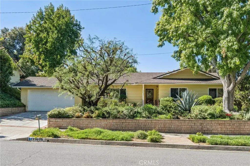25035 Green Mill Avenue, Newhall