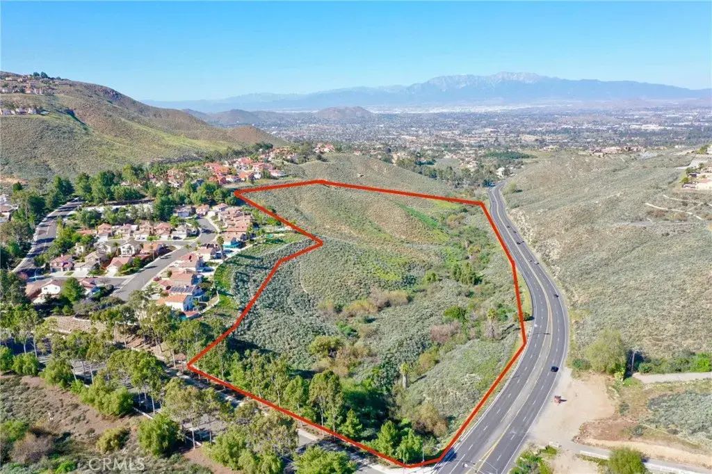 17401 La Sierra, Riverside