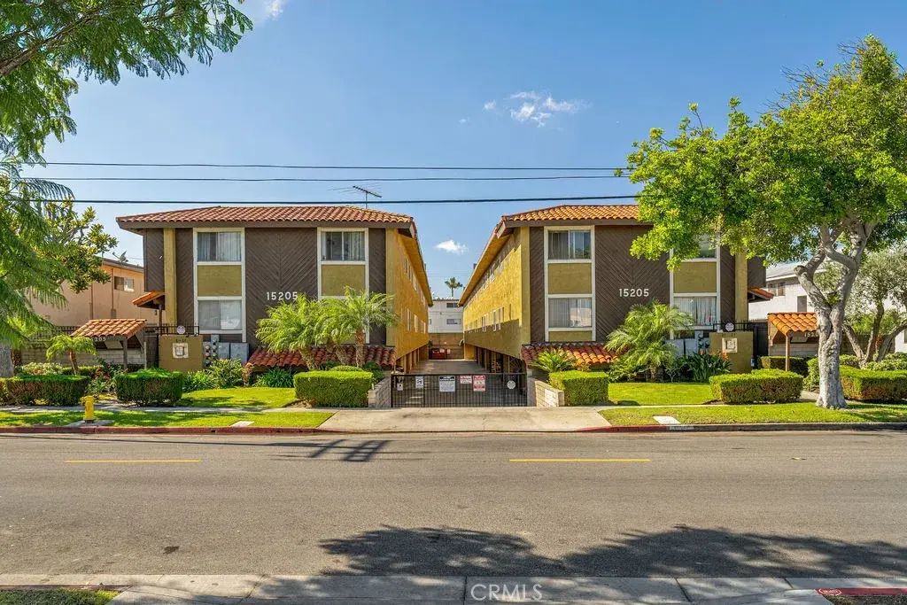 15205 S Budlong Avenue 7, Gardena