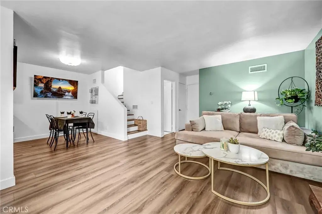 801 E Acacia, Glendale