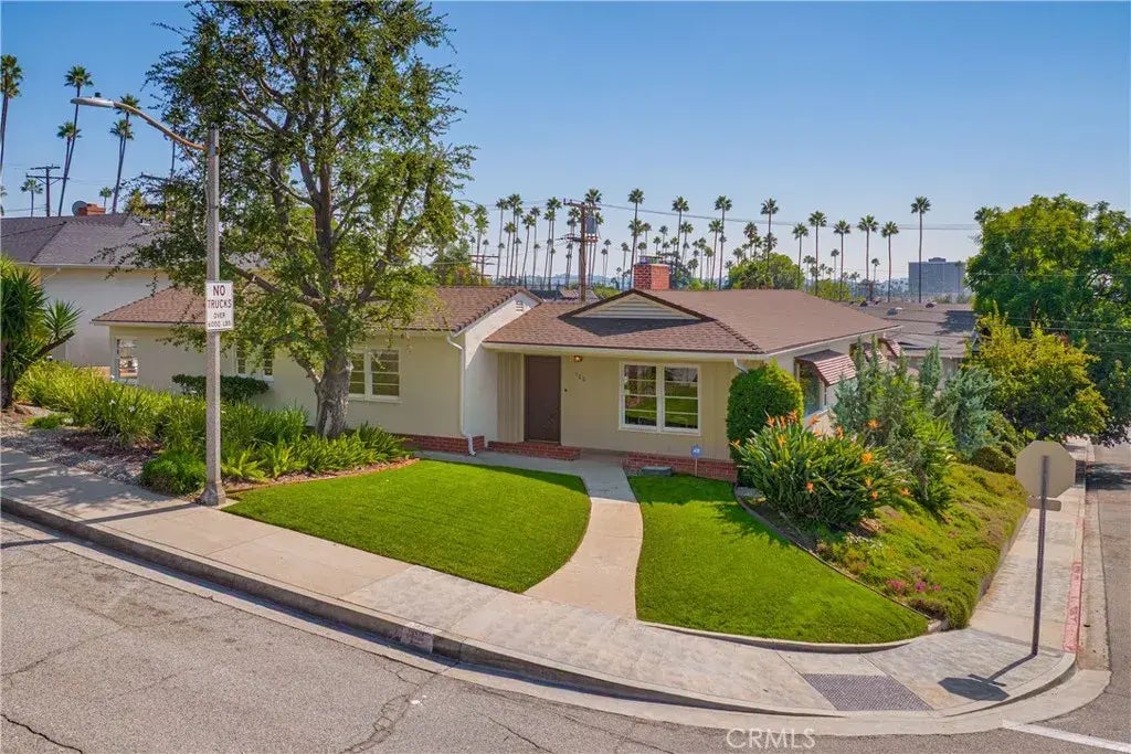 100 E Kenneth Road, Glendale